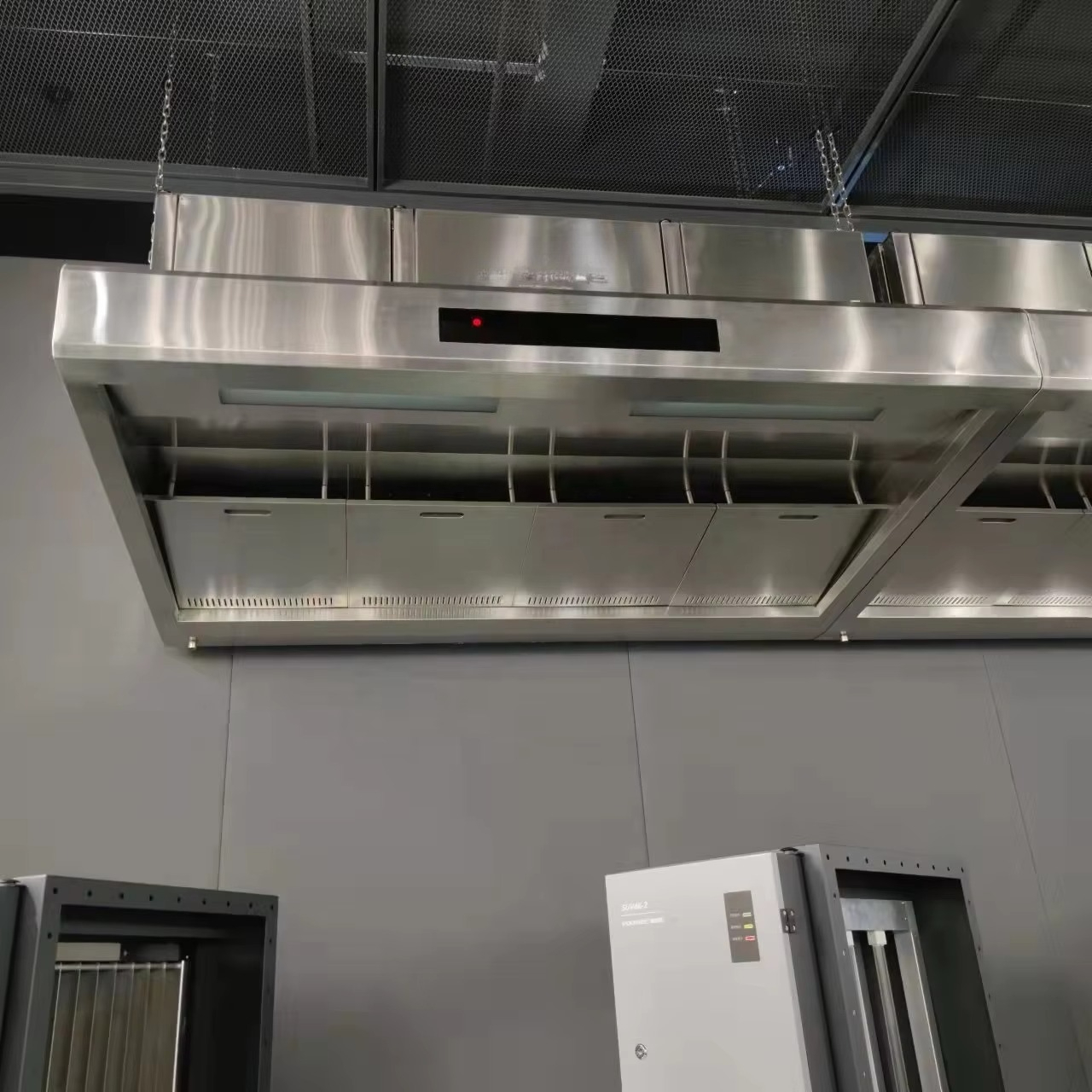Stainless steel kitchen range  - Commercial Kitchen Ventilation System recensie en prijs